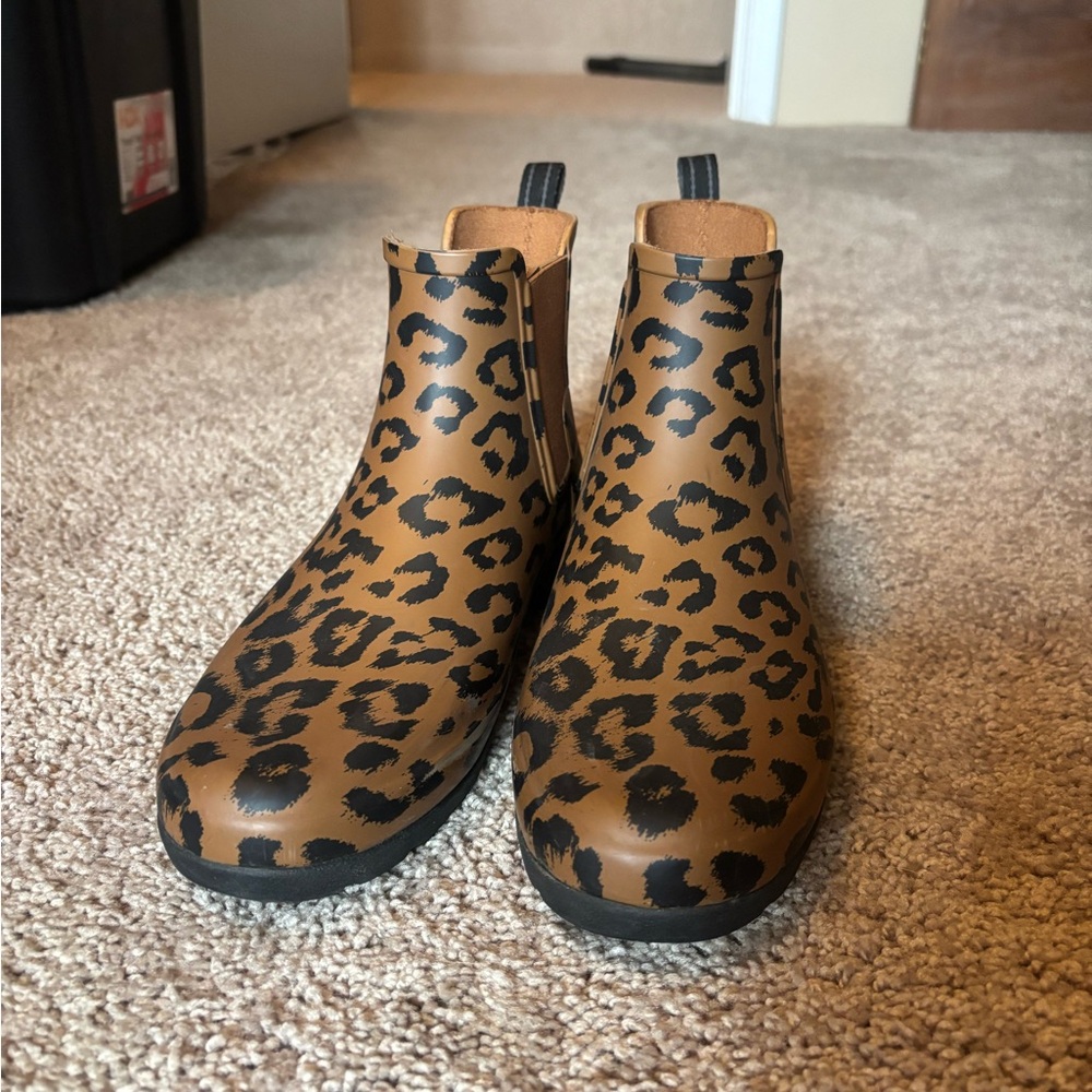 Hunter Leopard Ankle Boots